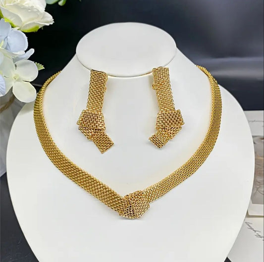 Italian 24k gold plated necklace with tops  Brand jewelry